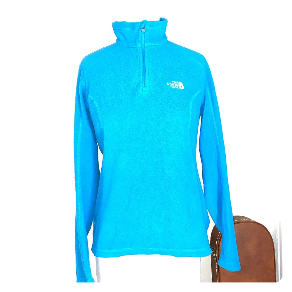 The north face sweater